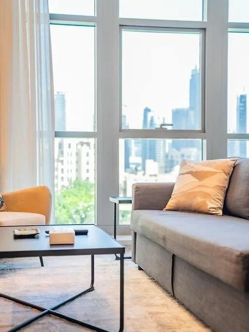Modern Downtown Escape 1Bedroom With Upscale Comfort Dubai 0*,  United Arab Emirates