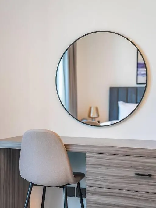 Modern Downtown Escape 1Bedroom With Upscale Comfort Dubai